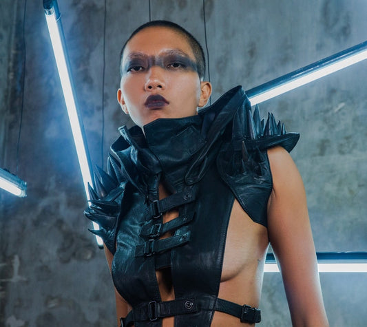 Black Shadow 2.0 Hood in Leather