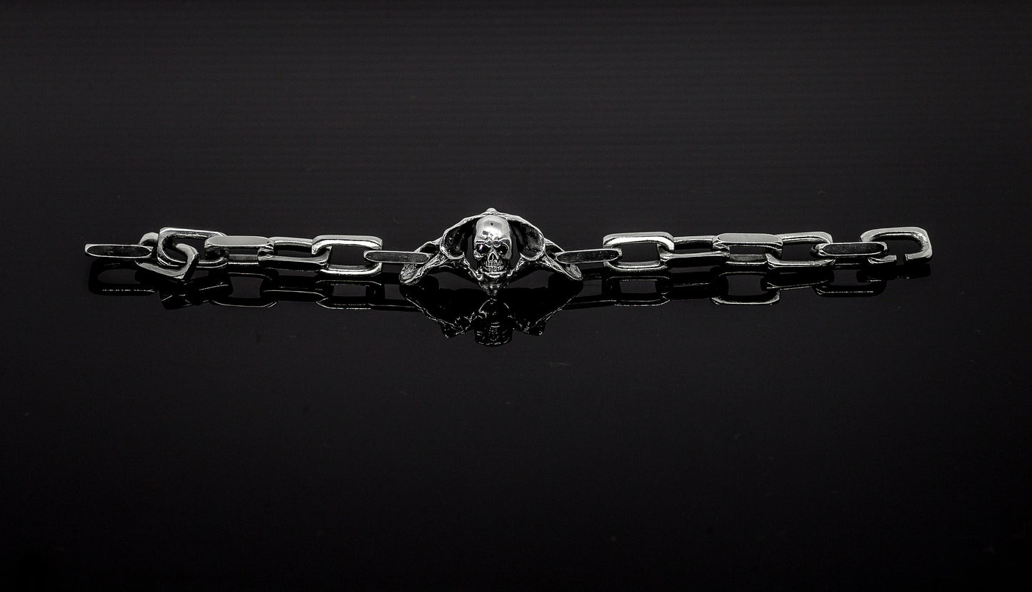 Skull Vertebrae w/ Black Diamond Eyes Solid Silver Chain Bracelet