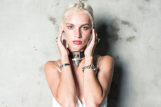 Skull Vertebrae w/ Black Diamond Eyes Solid Silver Chain Bracelet