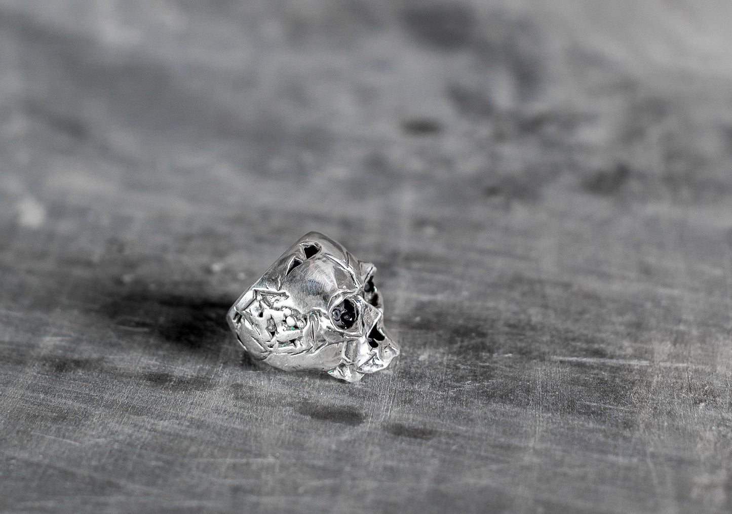 Black Diamond Eye Silver Skull RIng